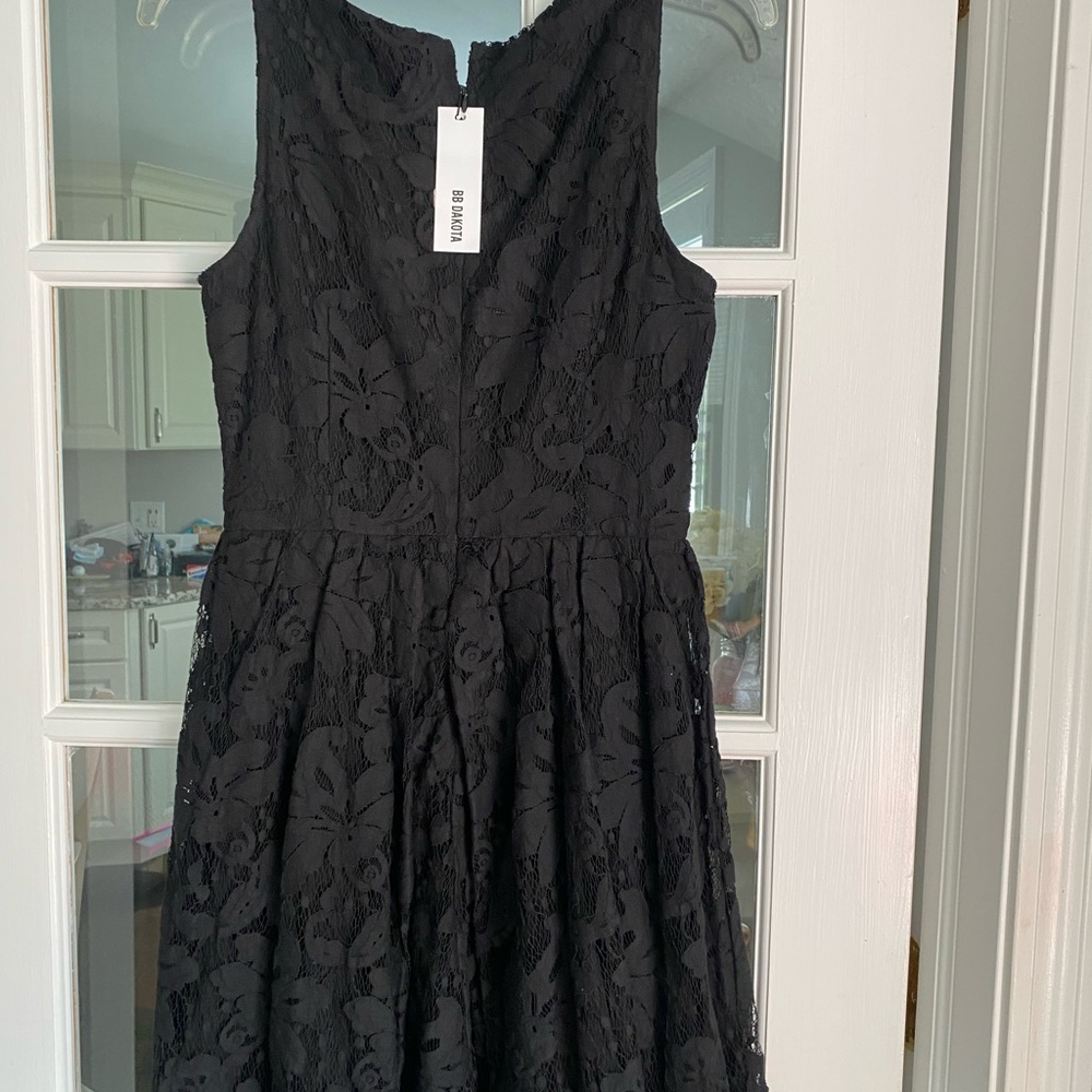 BB Dakota Black Floral Lace Midi Dress